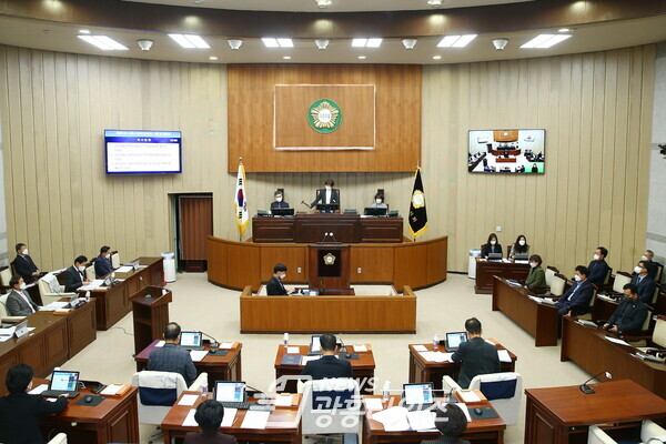 의왕시의회, 제281회 제2차 정례회 마무리(사진제공=의왕시의회) 의왕시의회, 제281회 제2차 정례회 마무리(사진제공=의왕시의회)