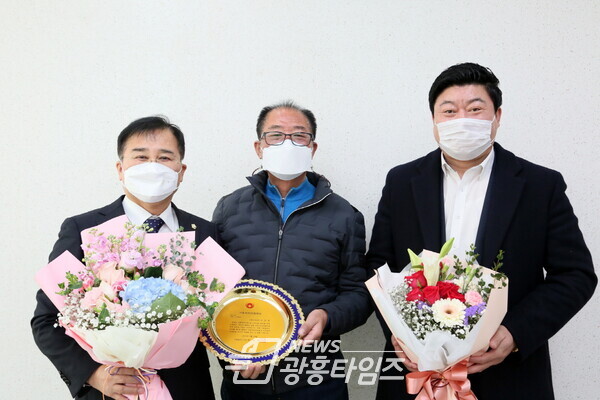 이상섭 의원, 제2회기호자치의정대상 수상(제공=시흥시의회)