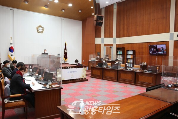 군포시의회 제258회 임시회 예결특위(제공=군포시의회) 군포시의회 제258회 임시회 예결특위(제공=군포시의회)