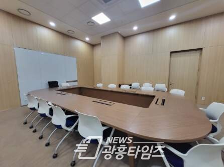 경기도의회, 신청사 회의실 개방으로 열린 의회 실현 (제공=경기도의회) 경기도의회, 신청사 회의실 개방으로 열린 의회 실현 (제공=경기도의회)