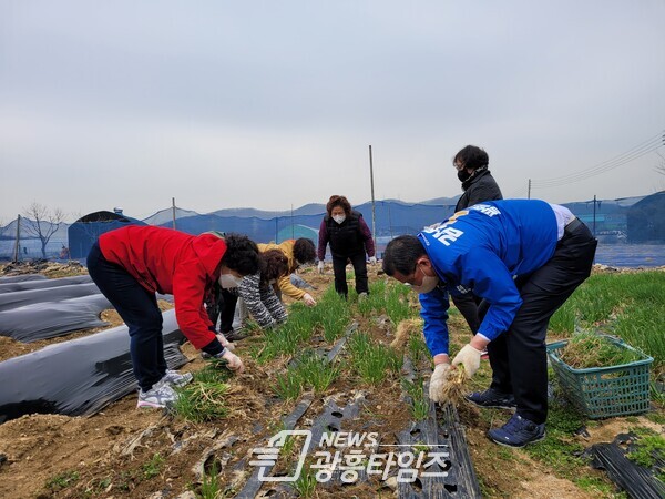 김윤호 광명시장 예비후보 낮은 자세로 임하는 선거운동(제공=김윤호 예비후보 선거 사무소)