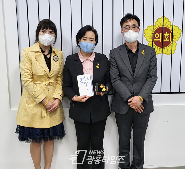 정윤경 의원, 4.16 추모문화행사 및 연간 주요 행사 추진 계획에 대해 보고 받아(제공=정윤경 의원실) 정윤경 의원, 4.16 추모문화행사 및 연간 주요 행사 추진 계획에 대해 보고 받아(제공=정윤경 의원실)