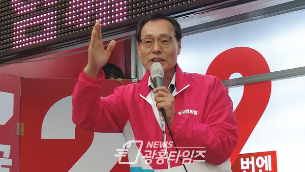 윤수찬 국민대학교 정치대학원 교수