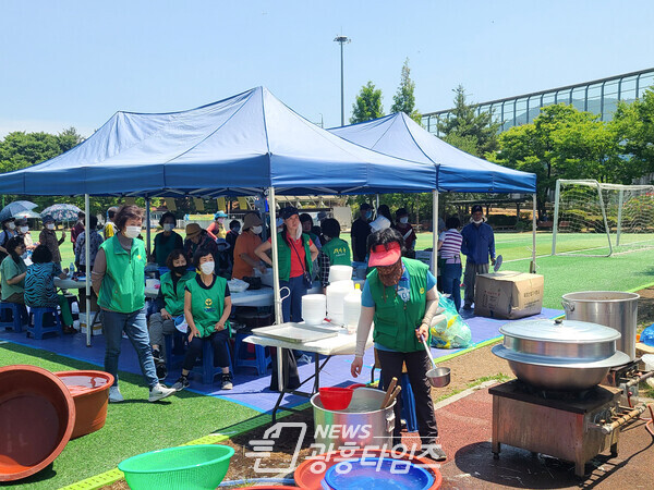  의왕시새마을부녀회 단오축제 행사 지원(사진제공=의왕시)