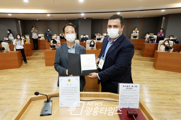 G20 각국 정책담당자, 도의회 의정관 경기마루 공식 방문지방의회 역사 배워가 (제공=경기도의회) G20 각국 정책담당자, 도의회 의정관 경기마루 공식 방문지방의회 역사 배워가 (제공=경기도의회)