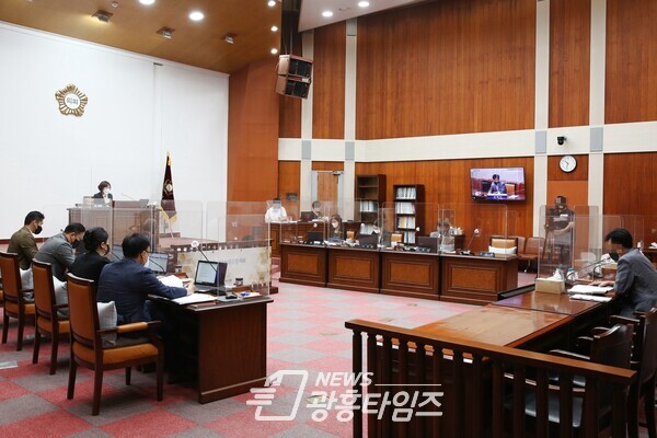 군포시의회 제261회 임시회 조례특위 현장 (사진제공=군포시의회) 군포시의회 제261회 임시회 조례특위 현장 (사진제공=군포시의회)