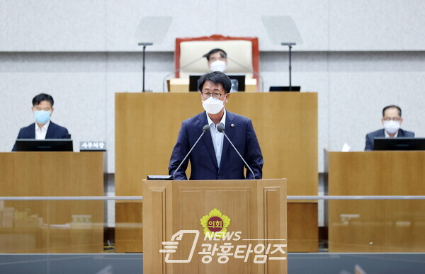 김재균 의원, 여성가족평생교육위원회 위원장 선출 '도민의 안전과 행복 가장 우선할 것' (제공=경기도의회) 김재균 의원, 여성가족평생교육위원회 위원장 선출 '도민의 안전과 행복 가장 우선할 것' (제공=경기도의회)
