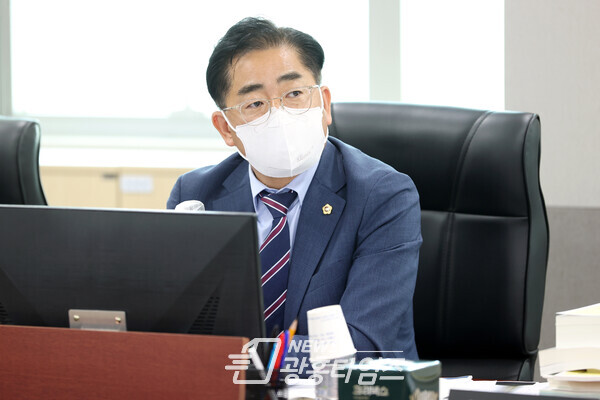 질의를 하고 있는 이기형 의원(사진제공=이기형 의원실) 질의를 하고 있는 이기형 의원(사진제공=이기형 의원실)