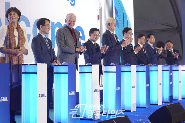 ASML 화성 반도체클러스터 착공식(사진제공=경기도) ASML 화성 반도체클러스터 착공식(사진제공=경기도)
