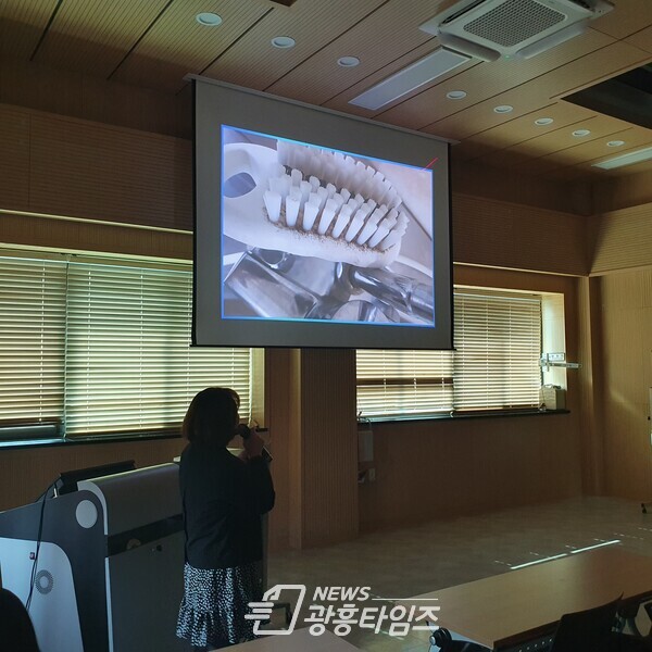 경기도광명교육지원청, 학교급식담당자 직무연수 실시(사진제공=경기도광명교육지원청) 경기도광명교육지원청, 학교급식담당자 직무연수 실시(사진제공=경기도광명교육지원청)