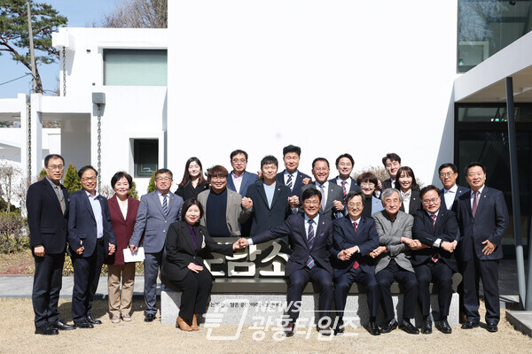 경기도의회 도정질문 의원 오찬 간담회(사진제공=경기도) 경기도의회 도정질문 의원 오찬 간담회(사진제공=경기도)