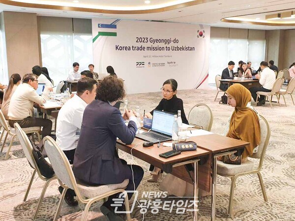 경기도, 독립국가연합 2개국 통상촉진단 운영. 567만 8천 달러 수출계약 추진(사진제공=경기도) 경기도, 독립국가연합 2개국 통상촉진단 운영. 567만 8천 달러 수출계약 추진(사진제공=경기도)