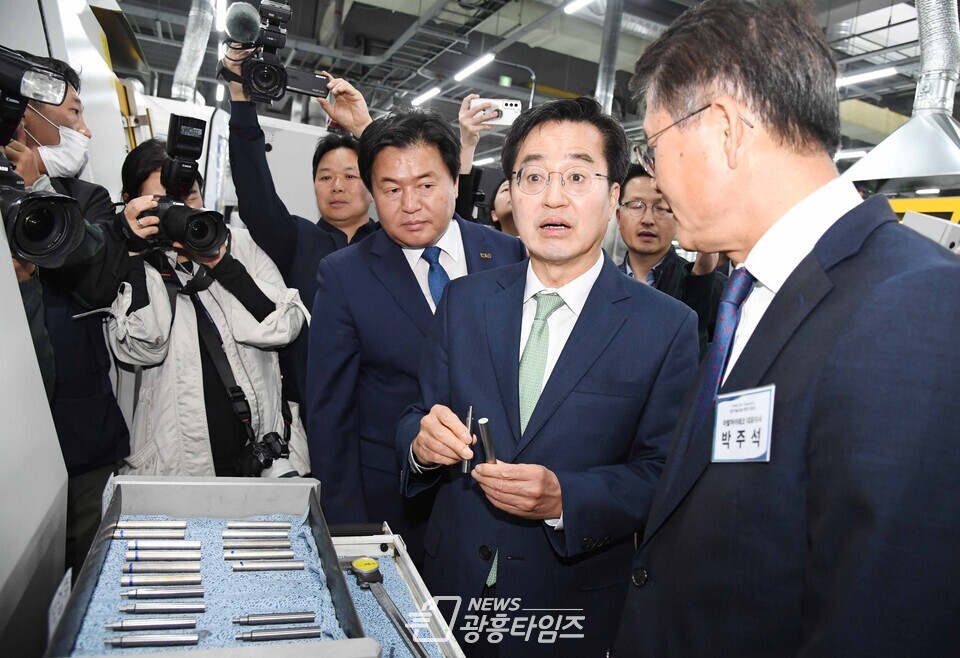‘경기 RE100 비전 선포식’ 시흥서 개최 (사진제공=시흥시) ‘경기 RE100 비전 선포식’ 시흥서 개최 (사진제공=시흥시)