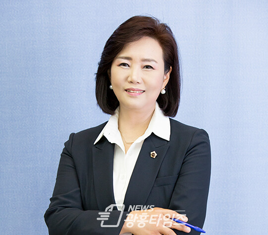 정윤경 의원, 12일 군포시에서 원도심 재개발 관련 정책토론회 개최 예정 (제공=경기도의회) 정윤경 의원, 12일 군포시에서 원도심 재개발 관련 정책토론회 개최 예정 (제공=경기도의회)