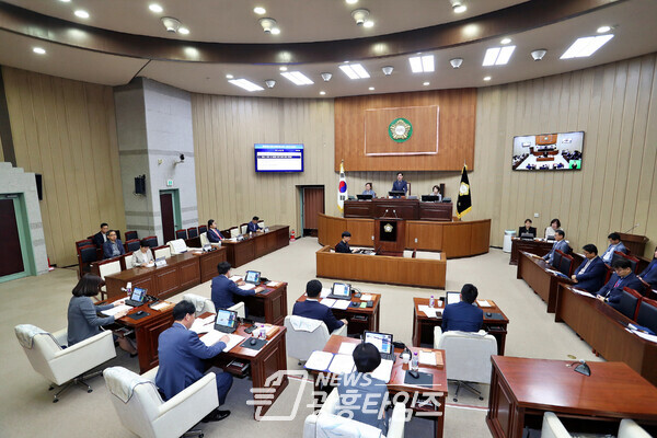 의왕시의회, 제293회 임시회 마무리(사진제공=의왕시의회) 의왕시의회, 제293회 임시회 마무리(사진제공=의왕시의회)