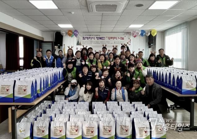 너나우리연합봉사단, 시흥시 정왕1동 소외계층에 연말 행복 꾸러미 전달