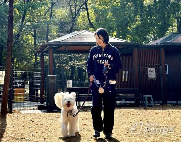 밀루와 밀루 보호자 박주희씨(40세)