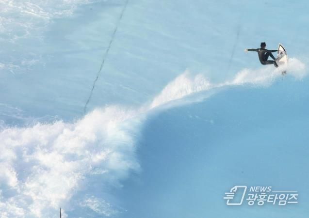 지난 20203년 거북섬 웨이브파크에서 열린 WSL 시흥코리아오픈 퀄리파잉 시리즈 3,000포인트 대회