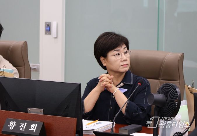 경기도의회 교육행정위원회 황진희 의원(더민주, 부천4)