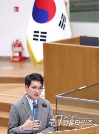 경기도의회 여성가족평생교육위원회 장민수 의원(더불어민주당, 비례)