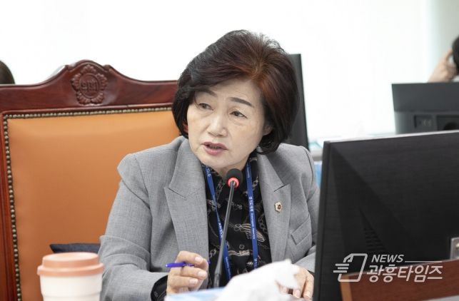 경기도의회 여성가족평생교육위원회 김동희 부위원장(더불어민주당, 부천6)