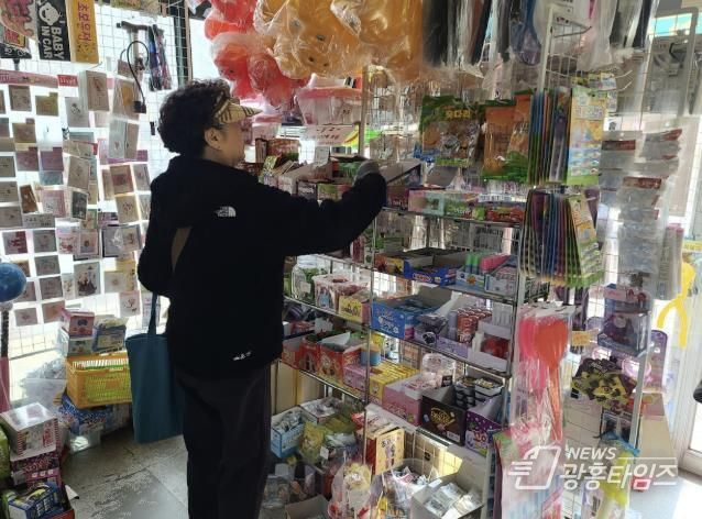 지난해 진행된 학교 주변 어린이 먹거리 위생 점검